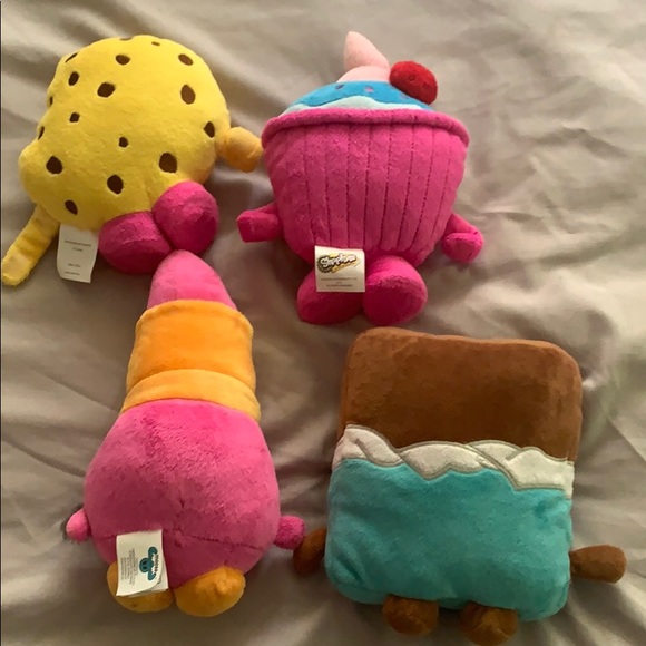 Shopkin Stuffed dolls - Picture 2 of 2